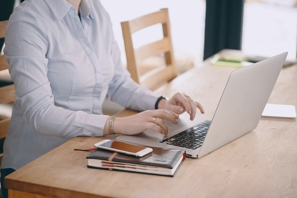 Nation Ai, les avantages d'un chatbot IA en français